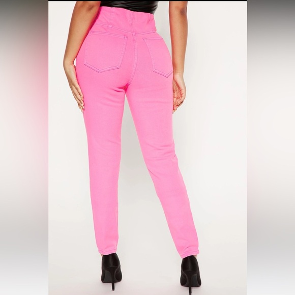 FASHION NOVA Pull On No Gap Stretch Color Skinny Jeans Hot Pink Size 1 NEW - Picture 2 of 12
